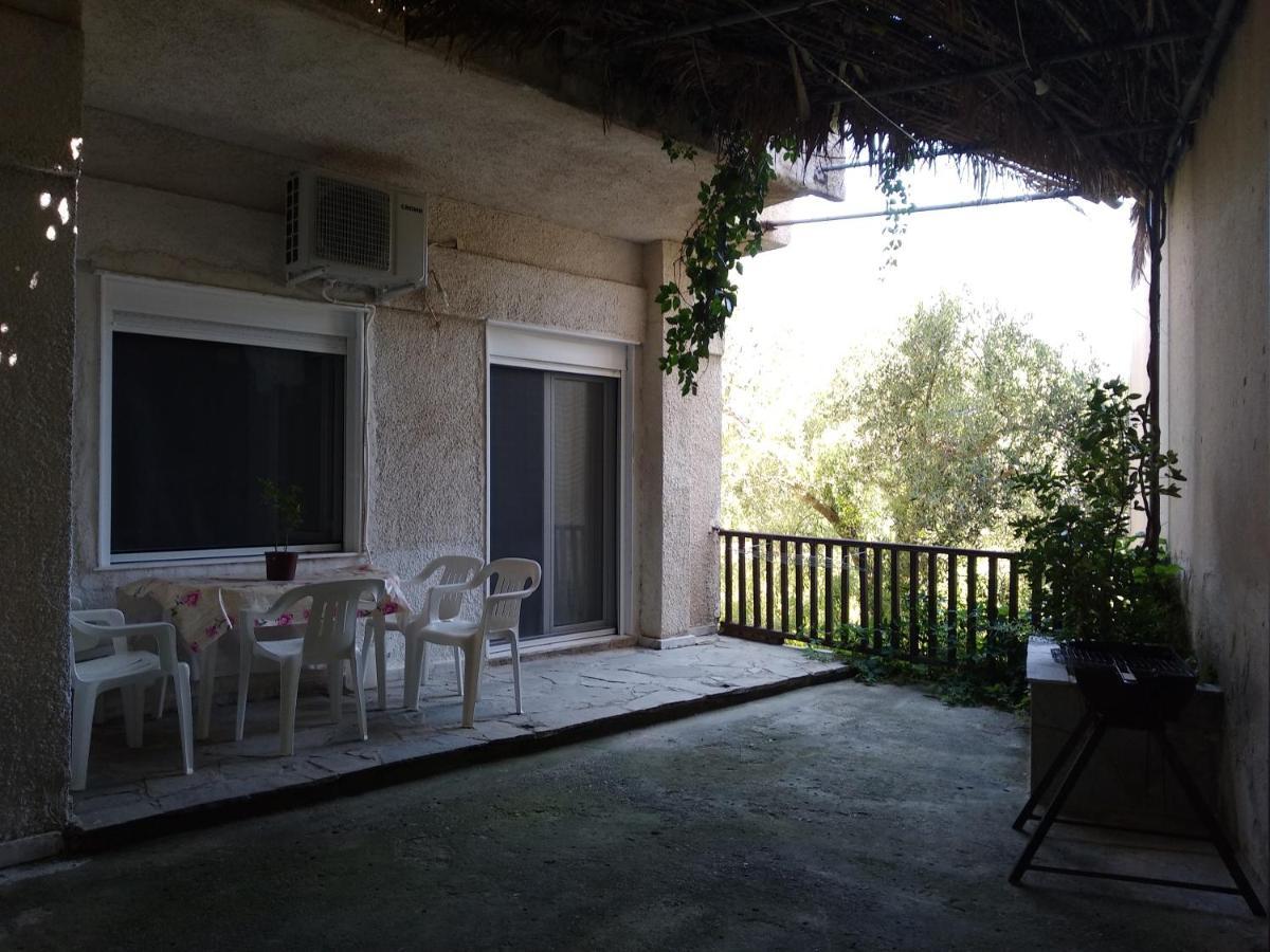Velikis Apartments Toroni Exterior photo