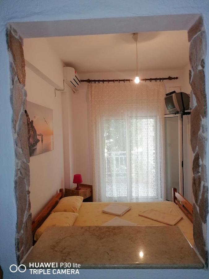 Velikis Apartments Toroni Exterior photo